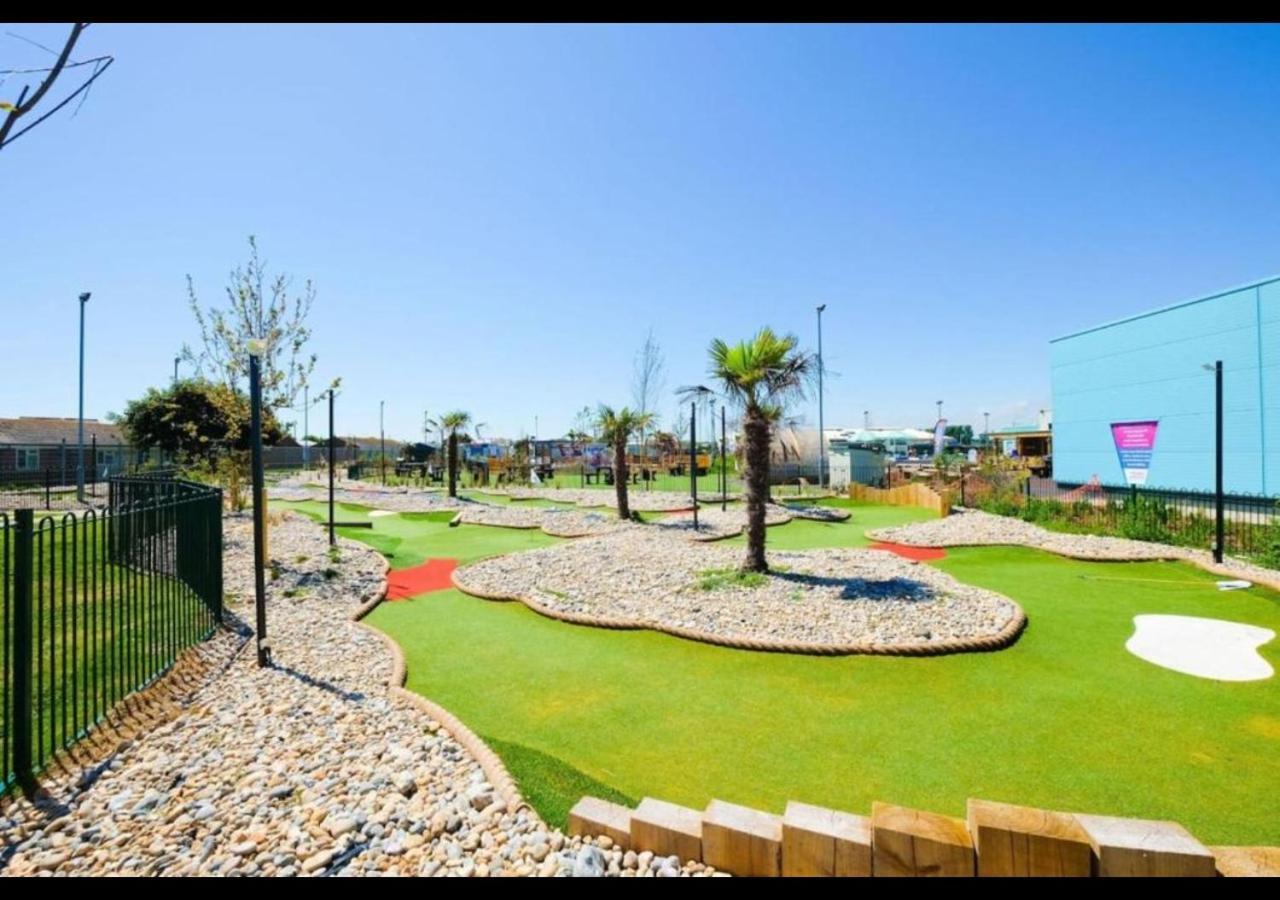 Mp676 Parkdean Camber Sands المظهر الخارجي الصورة