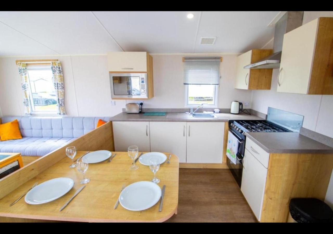 Mp676 Parkdean Camber Sands المظهر الخارجي الصورة