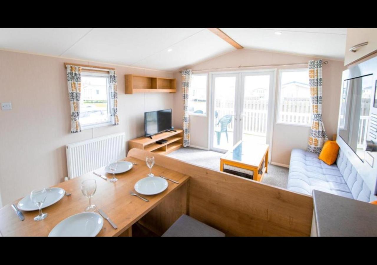 Mp676 Parkdean Camber Sands المظهر الخارجي الصورة